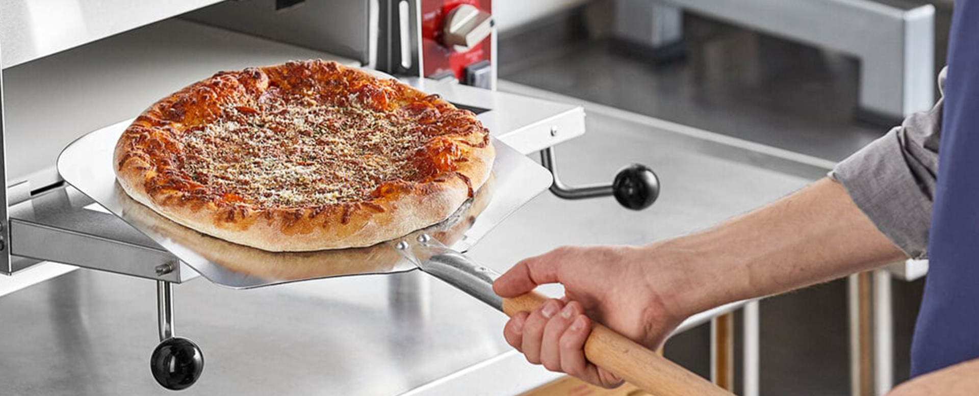 Hliníkové pizza šupky
